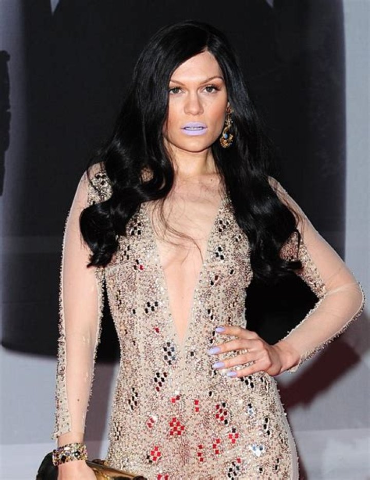 2014 BRITs Style — Best Hair & Makeup On The BRIT Awards Red Carpet