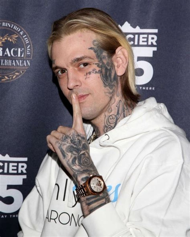 Aaron Carter – Hollywood Life