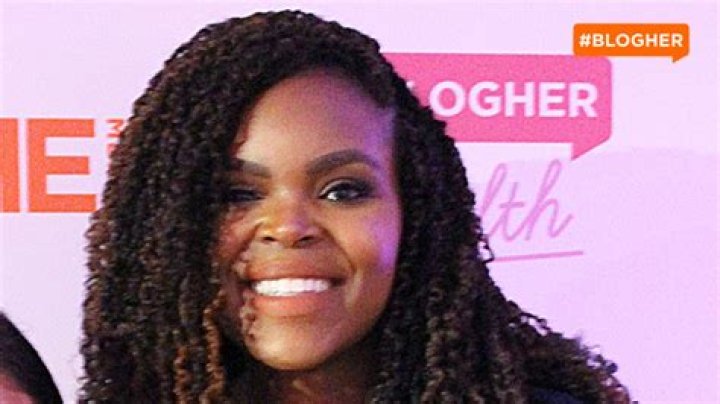 Compton Mayor On Stacey Dash, Kamala Harris For 2020 & More – Hollywood Life