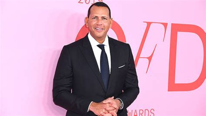 Alex Rodriguez Reveals He Lost Weight After Having Gum Disease – Hollywood Life