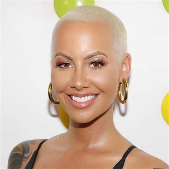 Amber Rose News, Photos And Videos – Hollywood Life