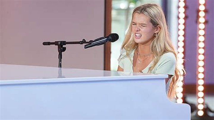 American Idol’s Kenedi Anderson Debuts New Song After Quitting Show – Hollywood Life