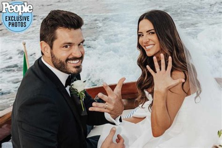 Andi Dorfman News, Photos, Feuds & More – Hollywood Life