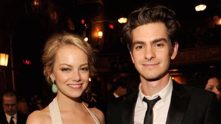Are Emma Stone & Andrew Garfield Back Together? Reportedly Seen On Dinner Date – Hollywood Life