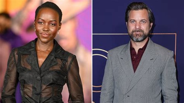 Are Joshua Jackson and Lupita Nyong’o Dating? Actors Show PDA – Hollywood Life