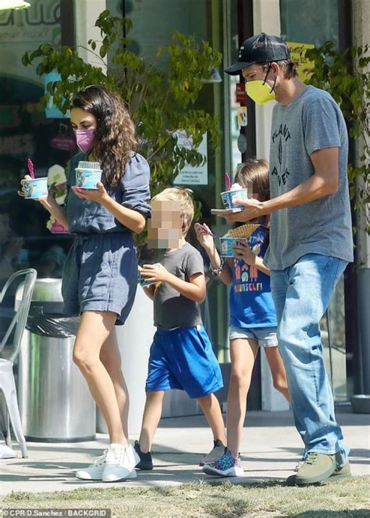 Ashton Kutcher & Mila Kunis Take Kids Wyatt, 5 & Dimitri, 3, Out For Frozen Yogurt Date — Pics