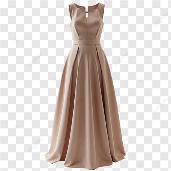 Selena Gomez Just Proved That The Cutout Trend Is Here To Stay