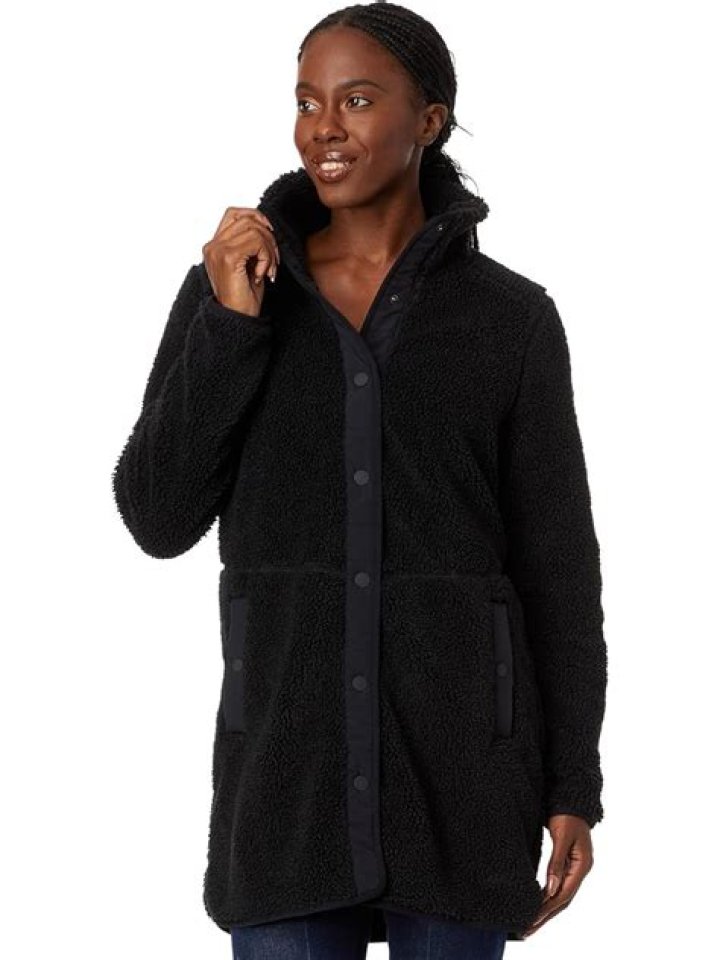 Best Women’s Sherpa Jacket For Winter: Shop – Hollywood Life