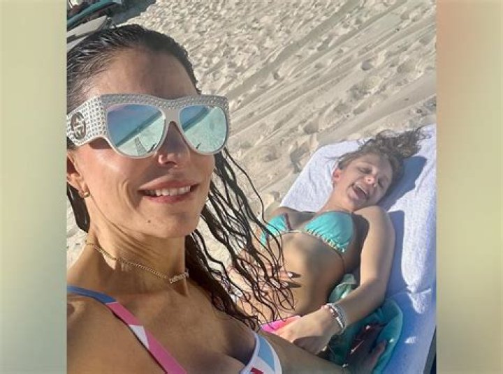 Bethenny Frankel Bonds With Daughter Bryn, 11, On ‘Mommy & Me’ Vacation — Photo