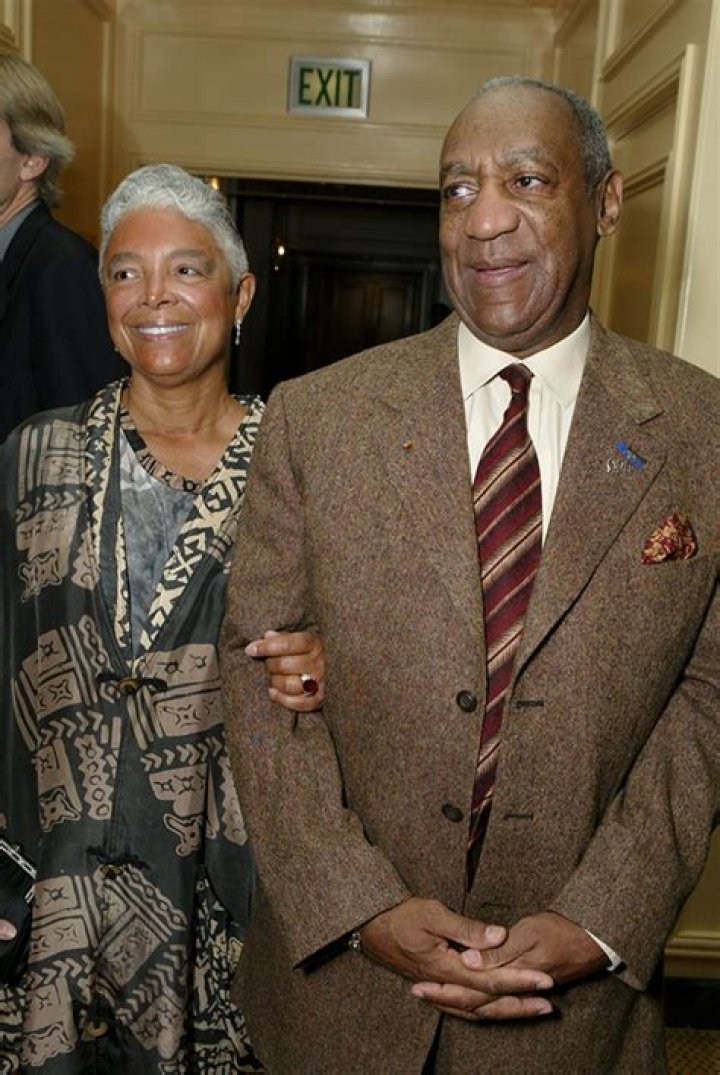 Everything To Know About Camille Cosby – Hollywood Life
