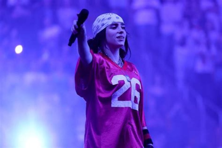 Billie Eilish Performs ‘Bad Guy’ On ‘iHeart Living Room Concert’ – Hollywood Life