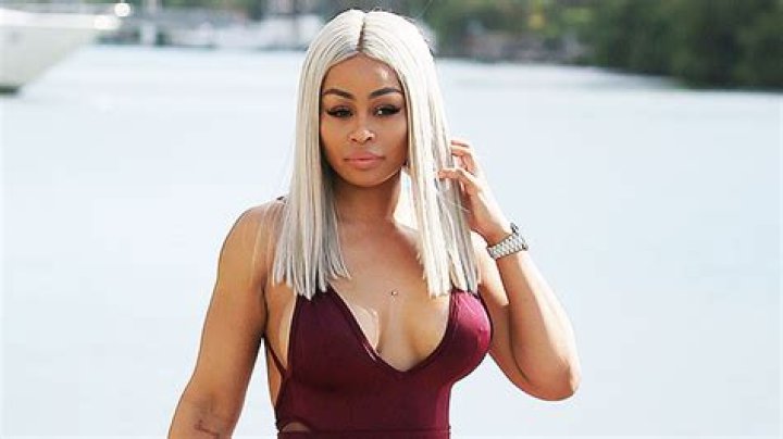 Black Chyna Shows Off Swimsuit Looks From Her New Line: Photos – Hollywood Life