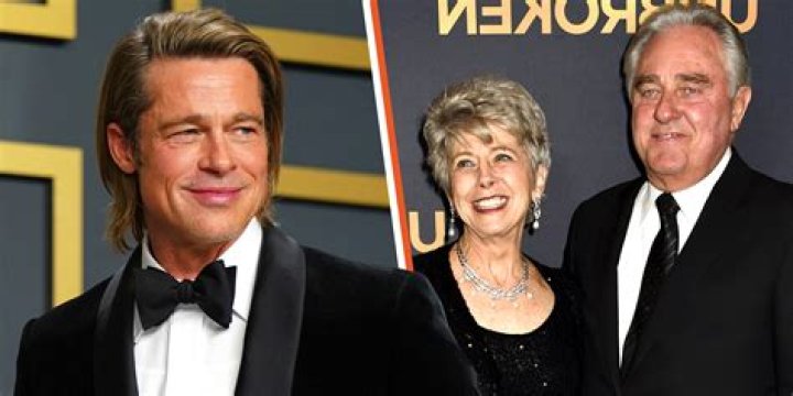 Hopes For Phone Calls From His Kids – Hollywood Life