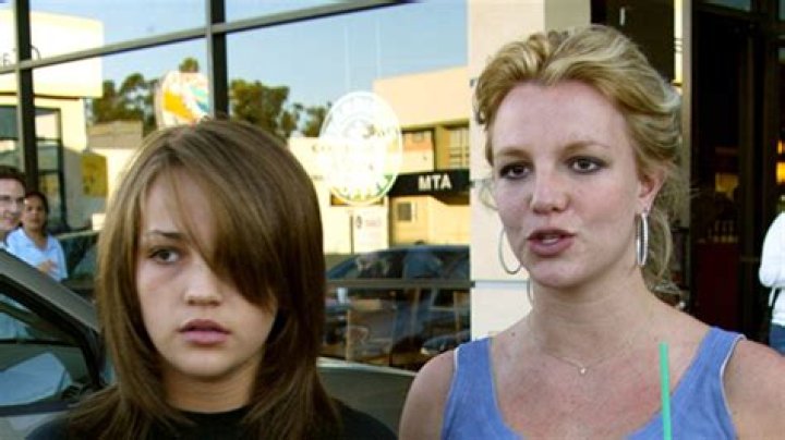Britney Spears Calls Young Jamie Lynn Spears a ‘Total Bitch’ in Her Memoir