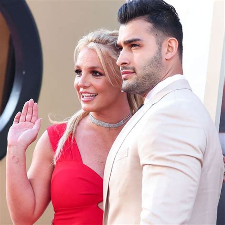 Britney Spears’ Taken Up ‘Meditation’ & Husband Sam Asghari ‘Hates It’ – Hollywood Life