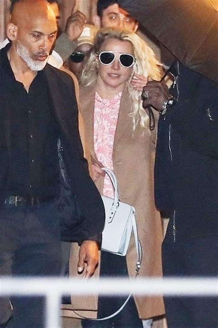 Britney Spears & Sam Asghari Have Date Night In Malibu: Photos – Hollywood Life