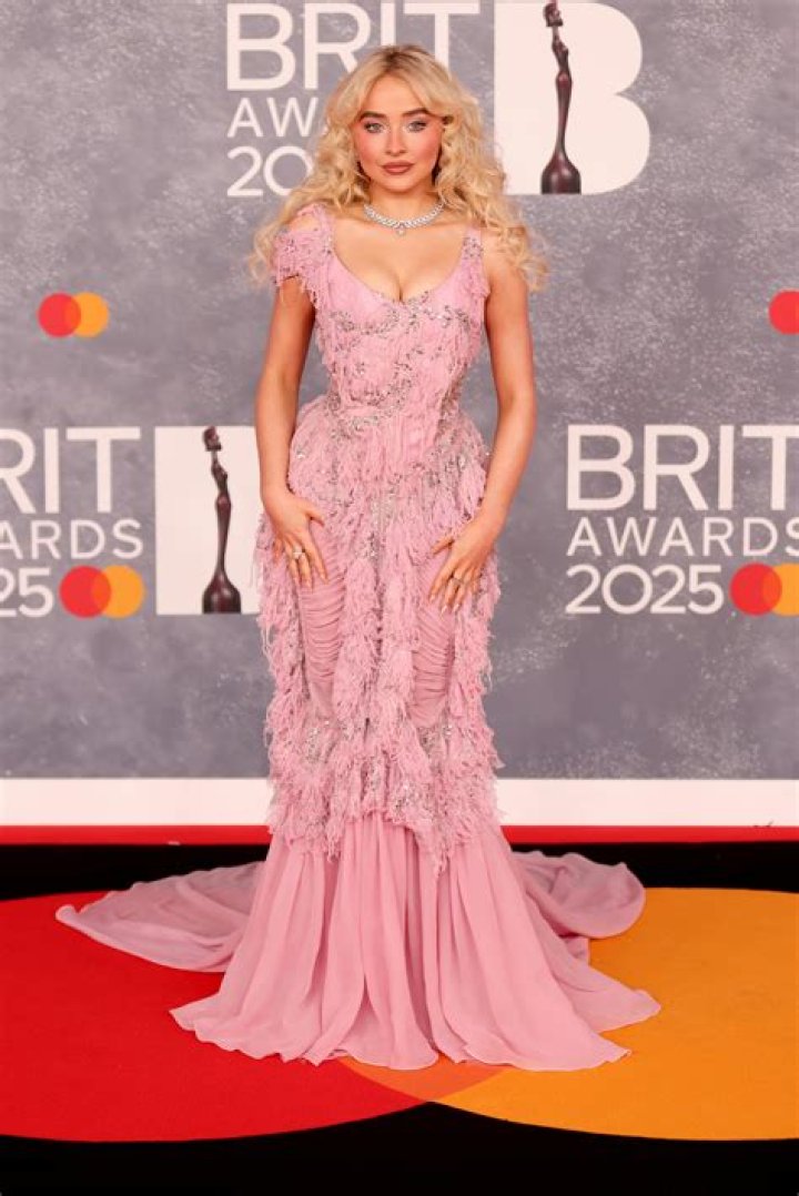 2015 BRITs Red Carpet Photos — Kim Kardashian, Kanye West & More