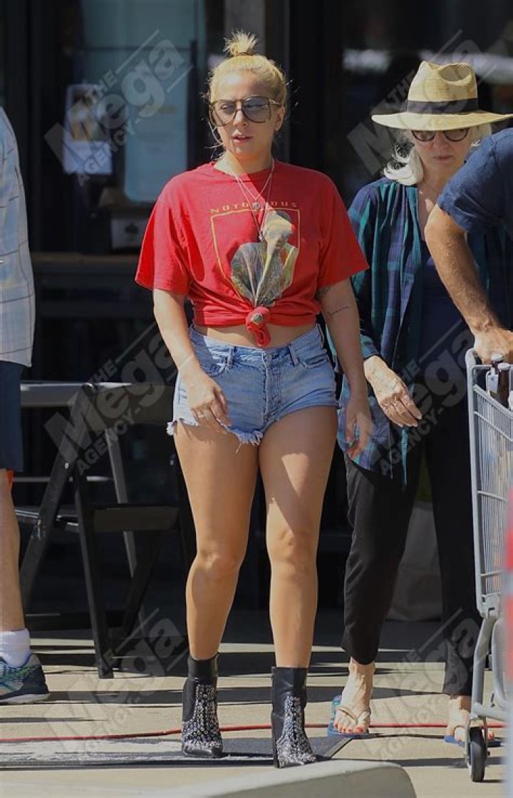 Daisy Duke Queens Of Summer 2019: Miranda Lambert, Ariel Winter & More