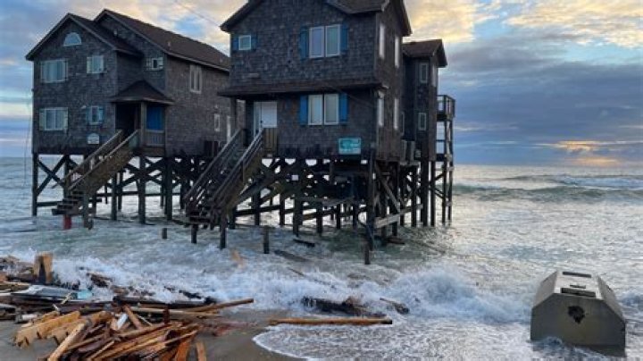 Oprah & More Mansions – Hollywood Life