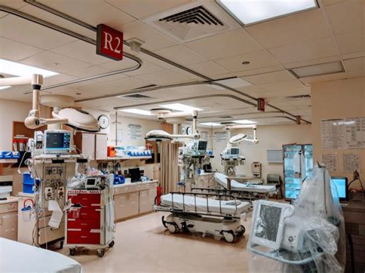 Country Star Chris Lane Asks For Prayers After Taking 3 Mos. Old Son To Hospital Emergency Room