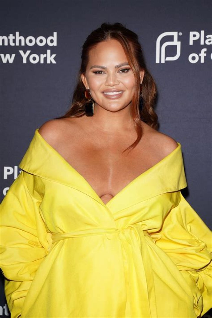 Chrissy Teigen Describes ‘Erroneous’ Plane Takeoff: ‘I’m on Final Destination’