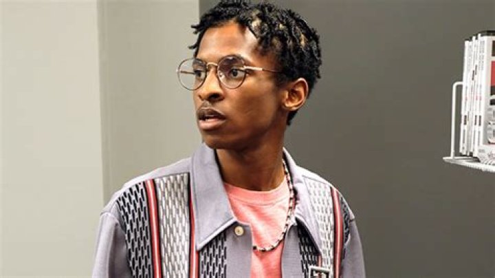 Vince Will Always Be Team Jeanette & Here’s Why – Hollywood Life