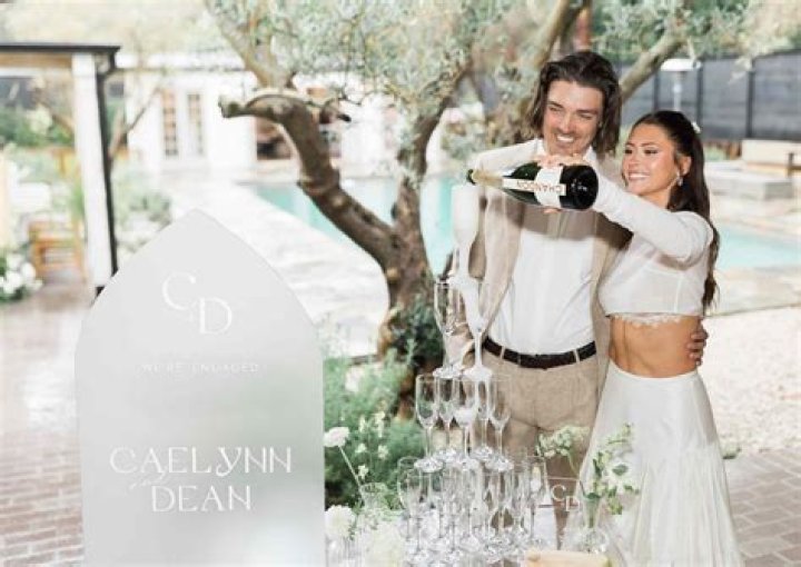 Dean Unglert & Caelynn Miller-Keyes Engagement Photos – Hollywood Life