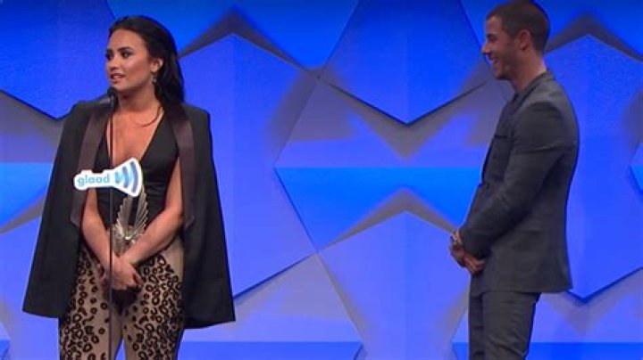 Demi Lovato’s Shocking Shout-Out: I Have A ‘Bigger Dick’ Than Nick Jonas — Watch