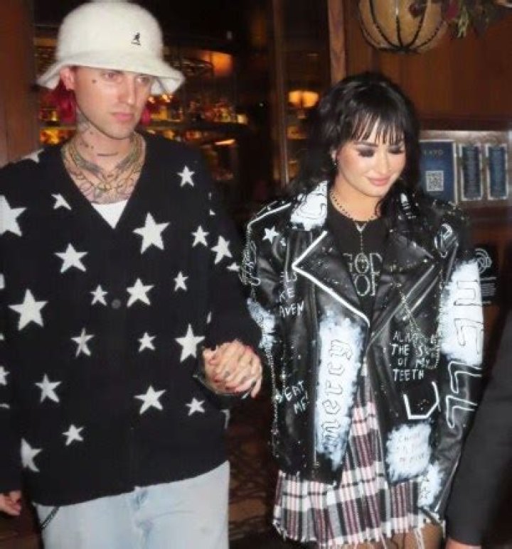 Demi Lovato Seen With New BF Jute$ At LAX 1 Day Before 30th Birthday: Photos