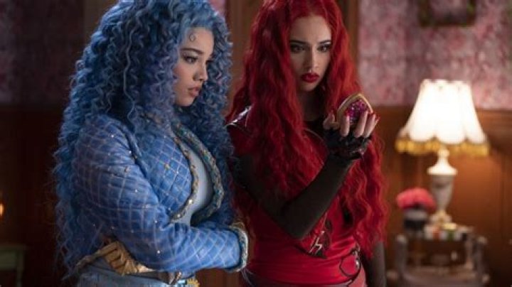 ‘Descendants 2’ — Photos