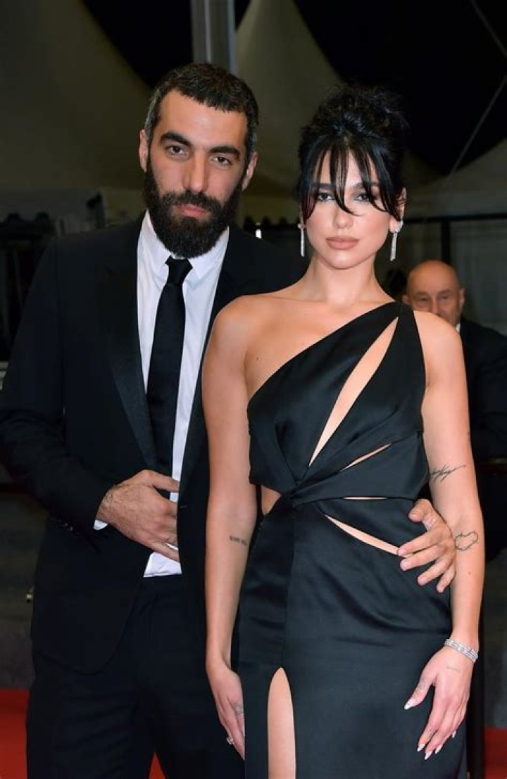 Dua Lipa Explores Ibiza With Boyfriend Romain Gavras & Siblings Rina, 22, & Gjin, 17: Photos