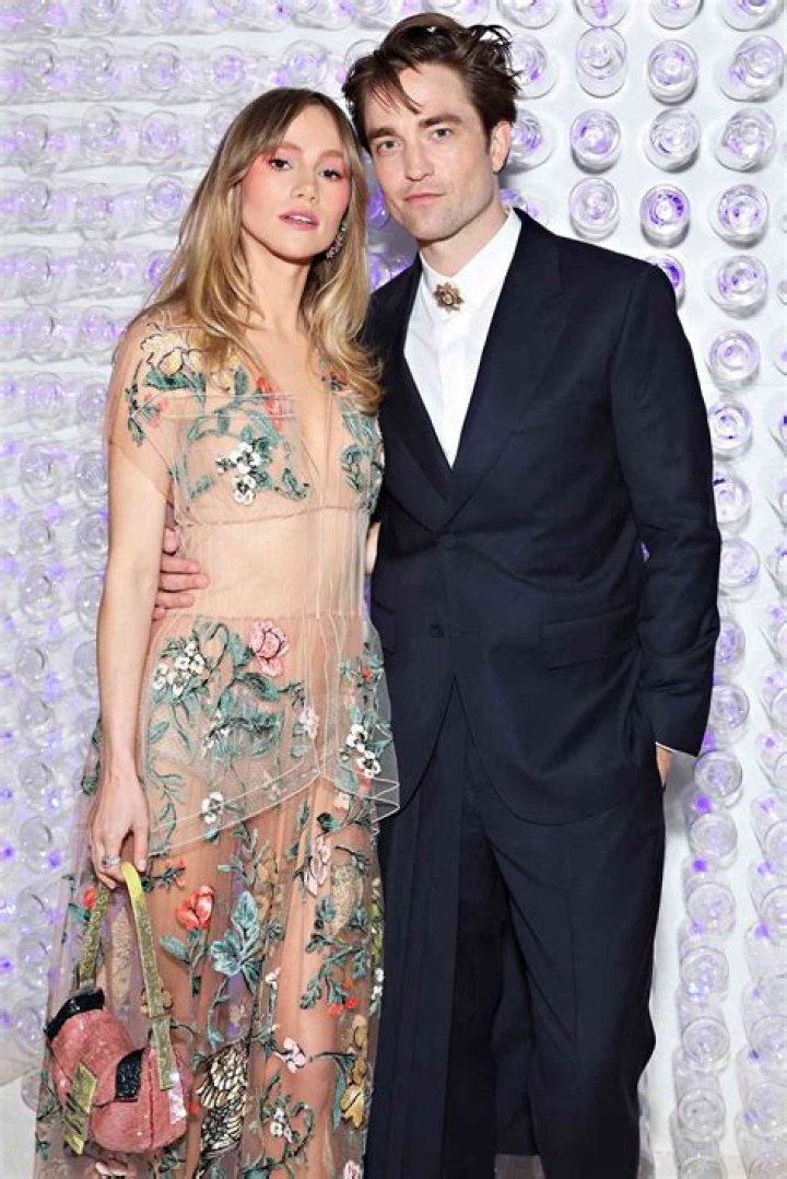 Emily Ratajkowski ‘Furious’ After Her New Husband’s Pictured Getting Close To Suki Waterhouse