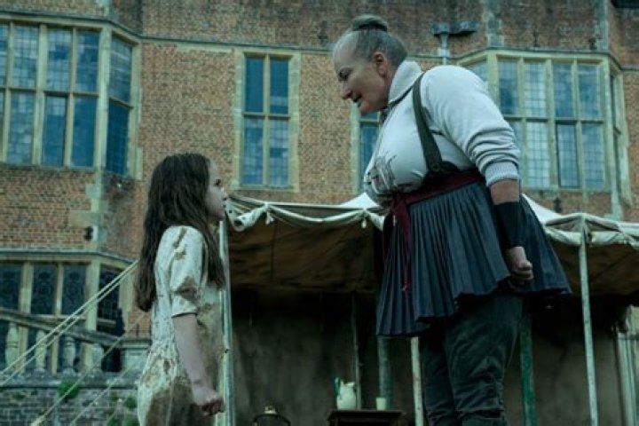 See Miss Trunchbull Transformation In ‘Matilda’ Movie – Hollywood Life