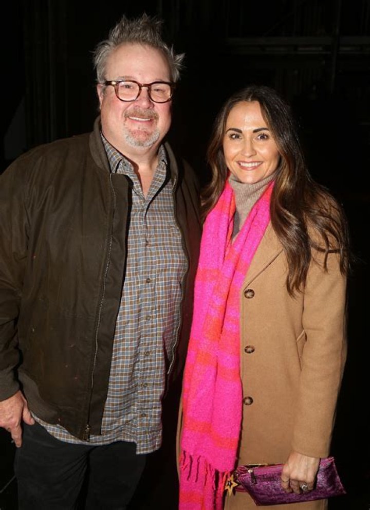 See Her Massive Ring – Hollywood Life