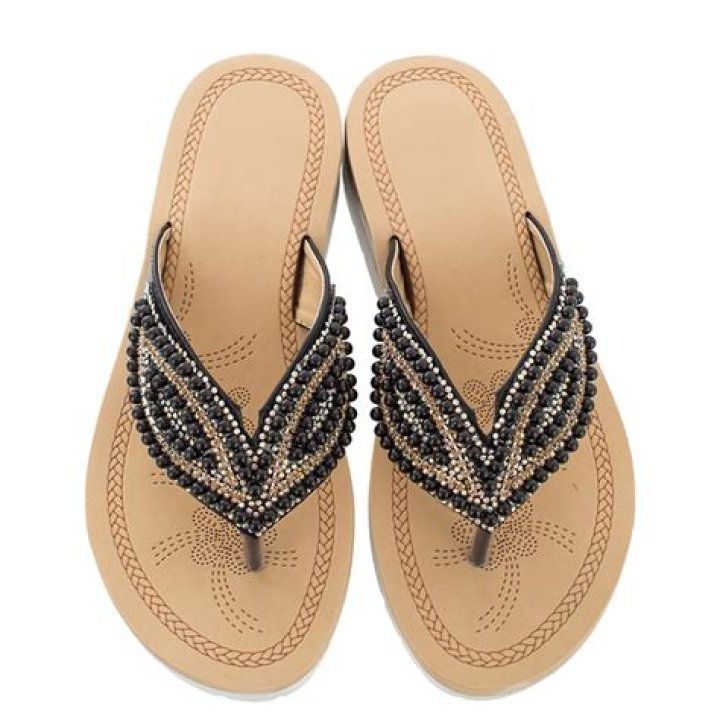 The Top Flip Flops for Women in 2023 – Reviews by Hollywood Life – Hollywood Life