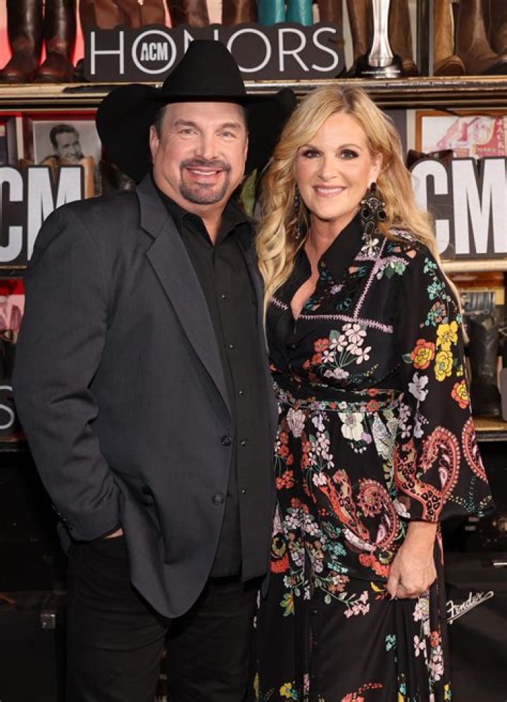 Garth Brooks and Trisha Yearwood’s Relationship Timeline – Hollywood Life