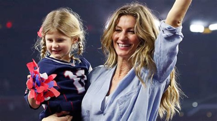 Gisele Bundchen Celebrates Daughter Vivian’s Birthday At Disney World – Hollywood Life