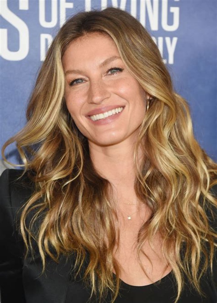 Gisele Bundchen – Hollywood Life