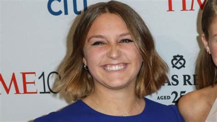 Gracie McGraw Talks ‘Bad Depressive Episode’ In Mental Health Message – Hollywood Life