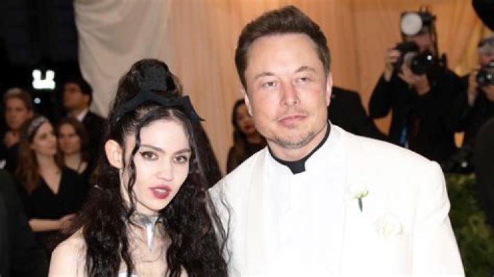 Grimes Shows Off Huge Bump In New Selfie As She Prepares To Welcome Baby With Elon Musk