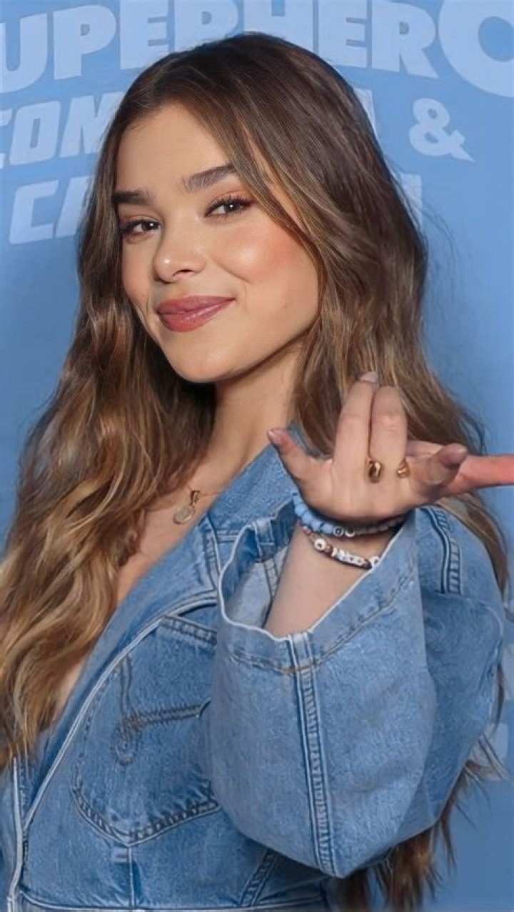 Hailee Steinfeld Celebrity Profile – Hollywood Life