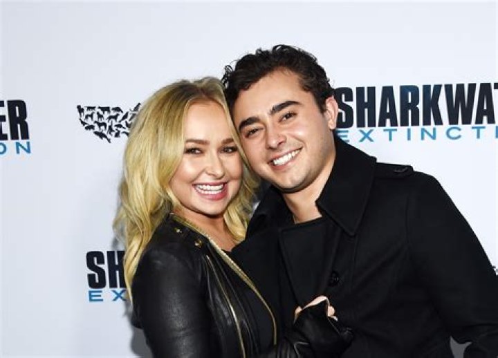 Hayden Panettiere Spotted In Bar Fight In Los Angeles As Ex Wladimir Klitschko Fights in Ukraine