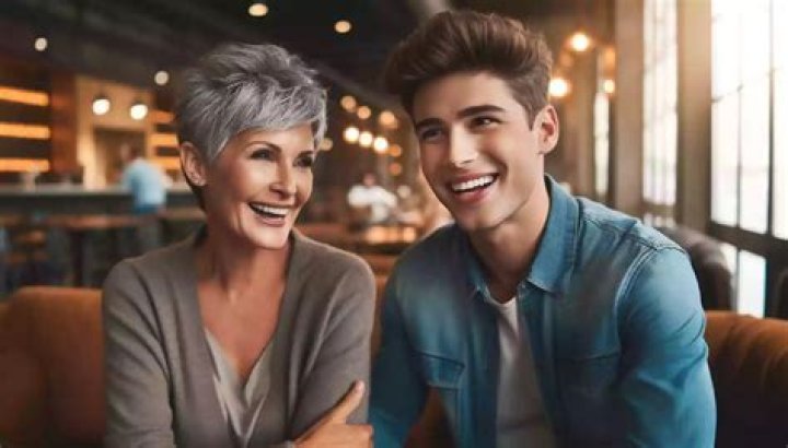 How To Avoid The Pitfalls Of Dating Younger Like Heidi Klum, 45, & Tom Kaulitz, 29