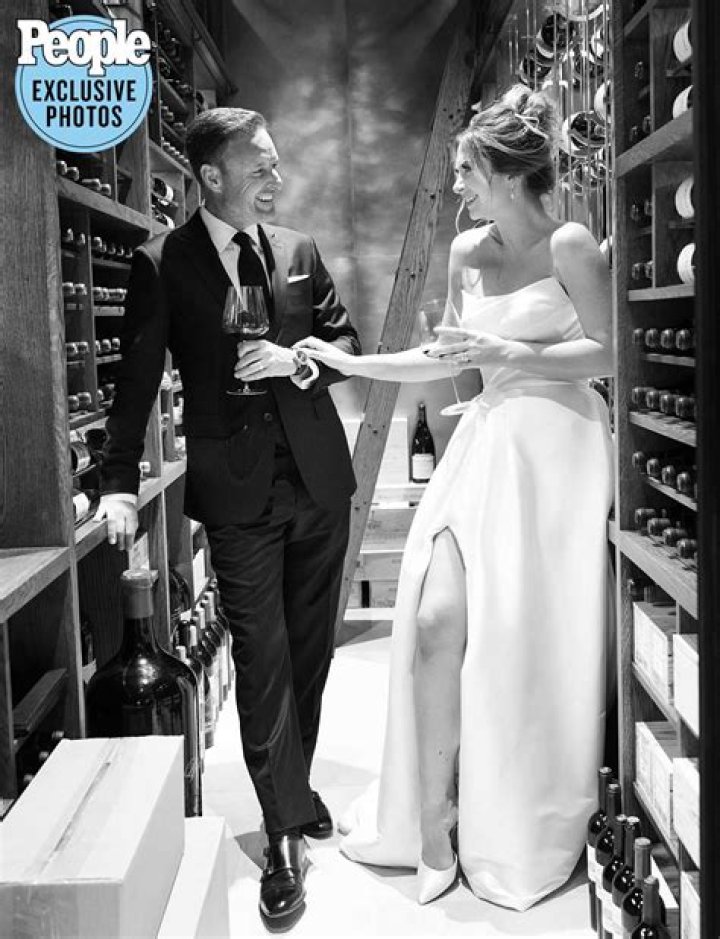 Is Chris Harrison Married? Wedding-Like Photo Sparks Speculation – Hollywood Life