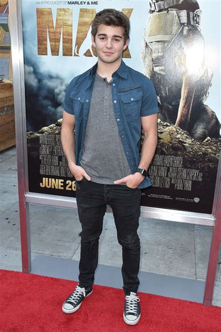 Jack Griffo — Photos