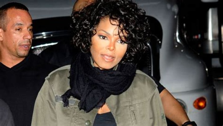 Janet Jackson Reveals She Misses Michael Jackson On His Birthday – Hollywood Life