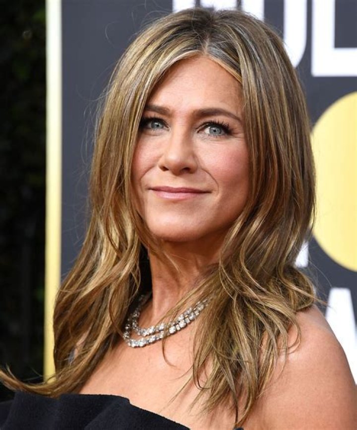 Jennifer Aniston Celeb Profile – Hollywood Life
