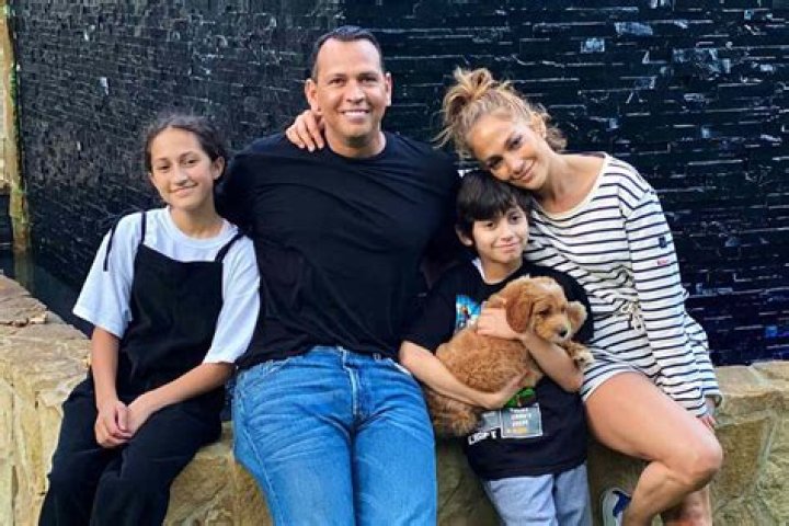 Jennifer Lopez Getting Baby Fever With Alex Rodriguez After ‘Amazing’ Father’s Day