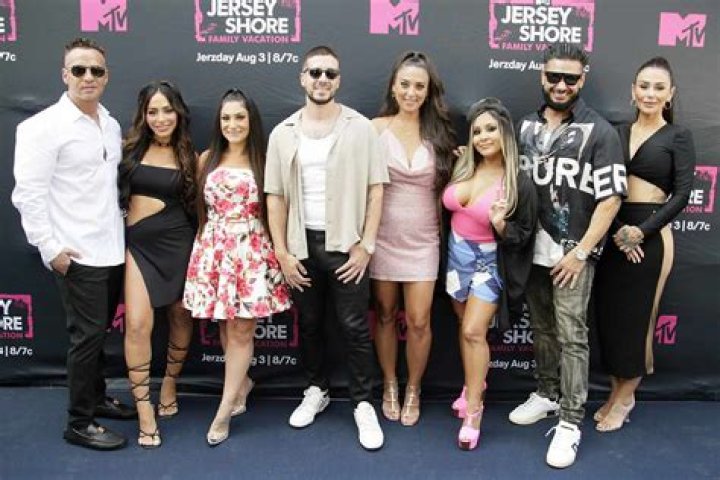 “Jersey Shore” Reunion Show Shocker! Ronnie & Sammi Split Up Before Our Eyes! – Hollywood Life