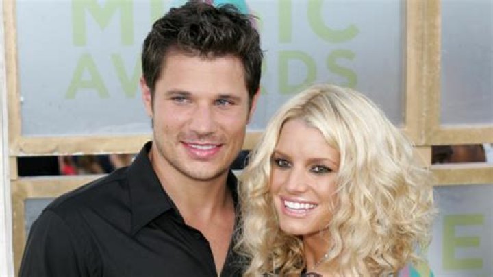 Jessica Simpson Admits She Still Loves Nick Lachey In ‘Glamour’ – Hollywood Life